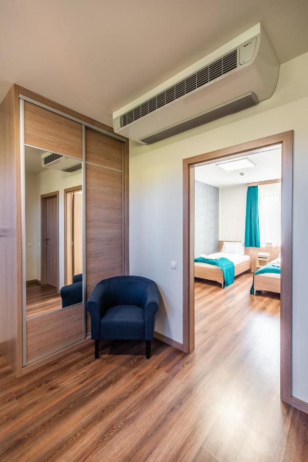 Hotel Szeghalom Dış mekan fotoğraf