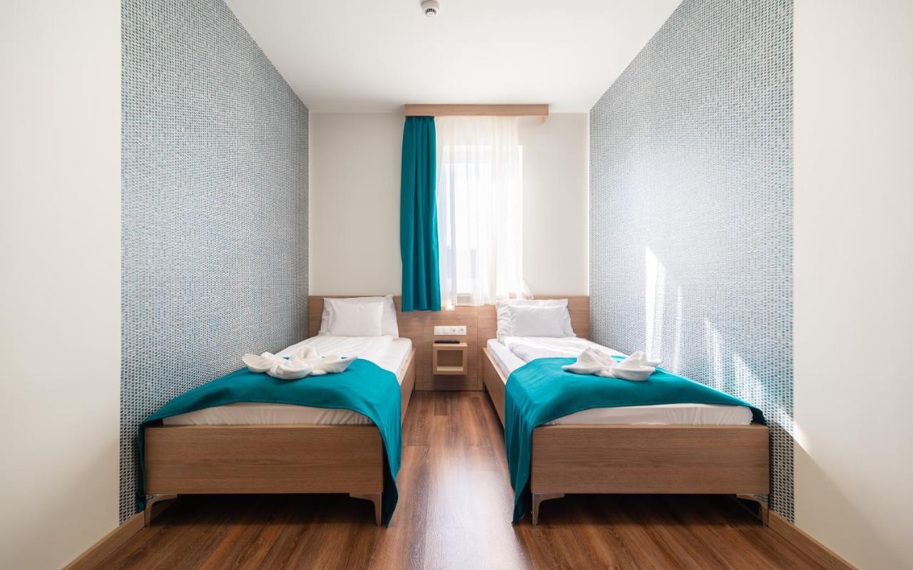 Hotel Szeghalom Dış mekan fotoğraf