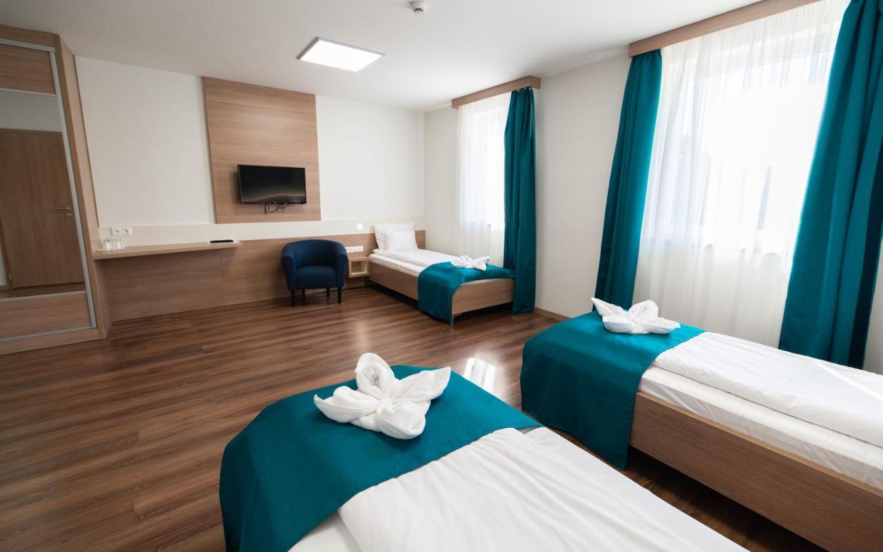 Hotel Szeghalom Dış mekan fotoğraf